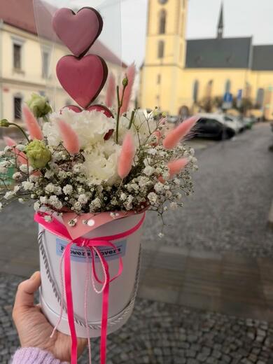 květináč_srdce.jpg